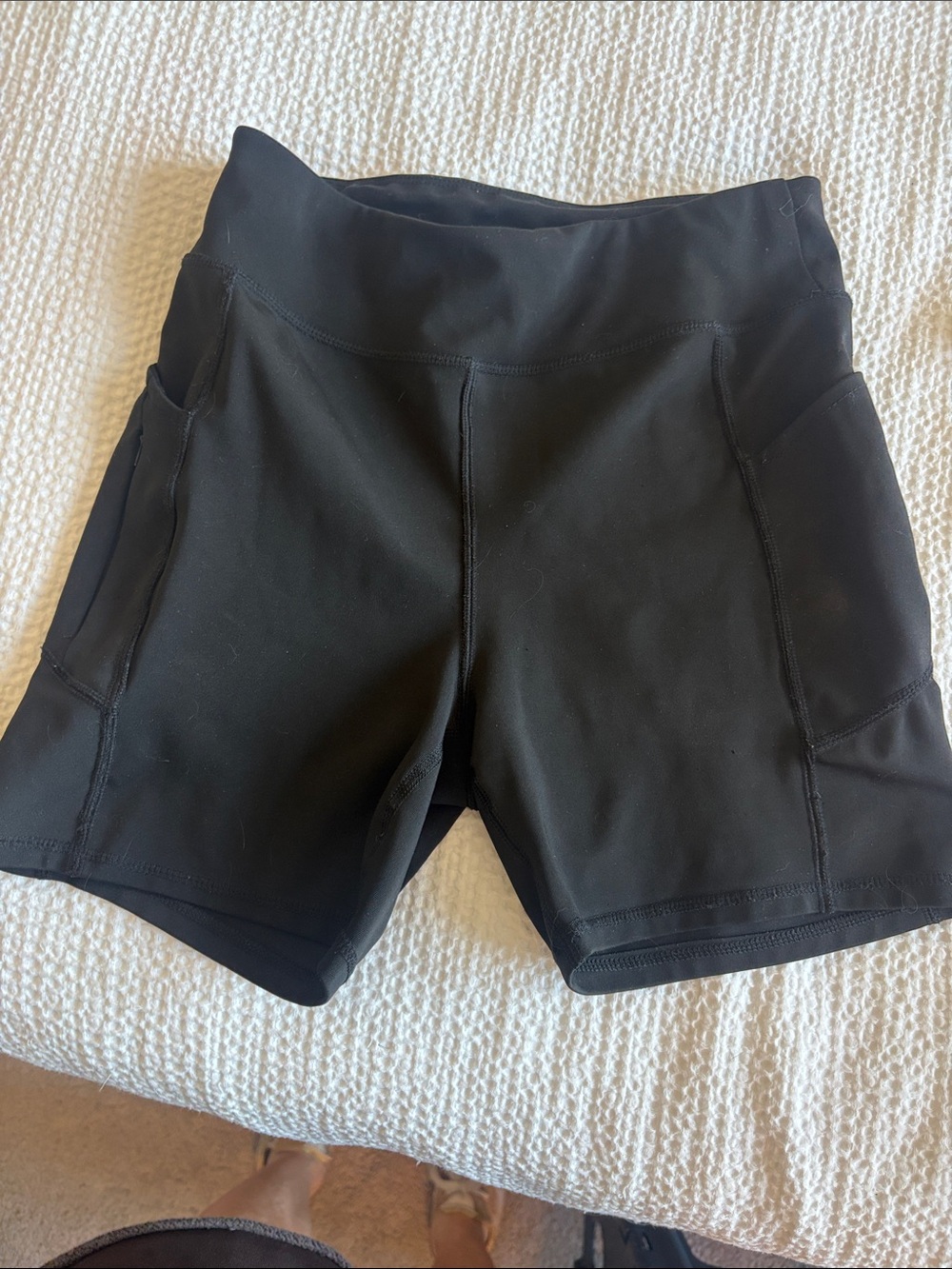 Adrienne Vittadini Black High-Rise Bike Shorts with Side Pockets